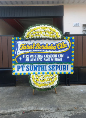 Papan Bunga Duka di Muara Palantau